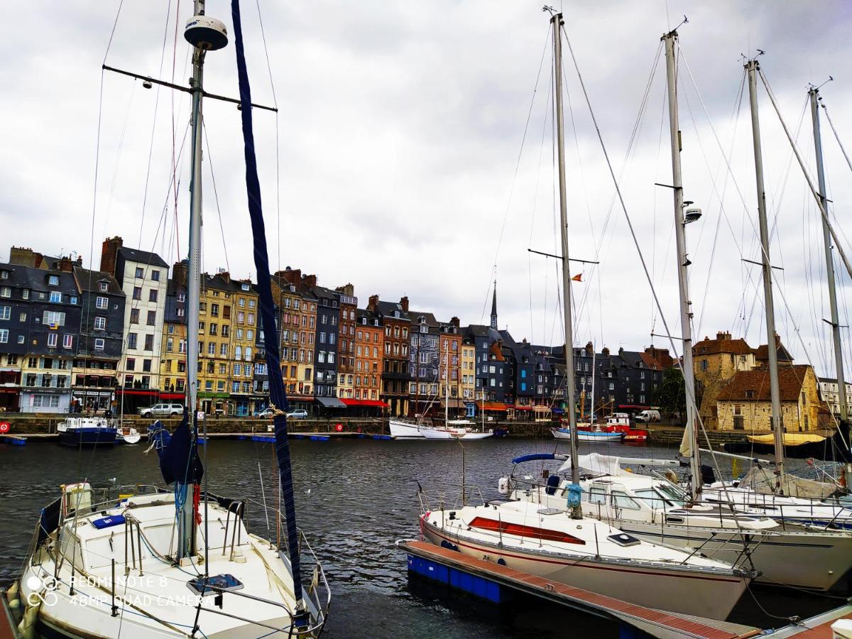 Bel Appartement A Honfleur Eksteriør billede